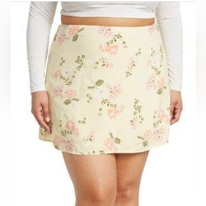 Women's NWT Nordstrom ABOUND‎ Floral Print Mini Skirt Yellow Delicate Floral M
